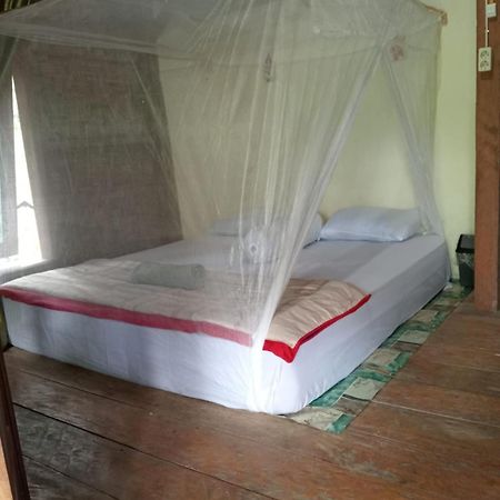 Landak River Guest House Only Trekking With Us Bukit Lawang Exterior photo